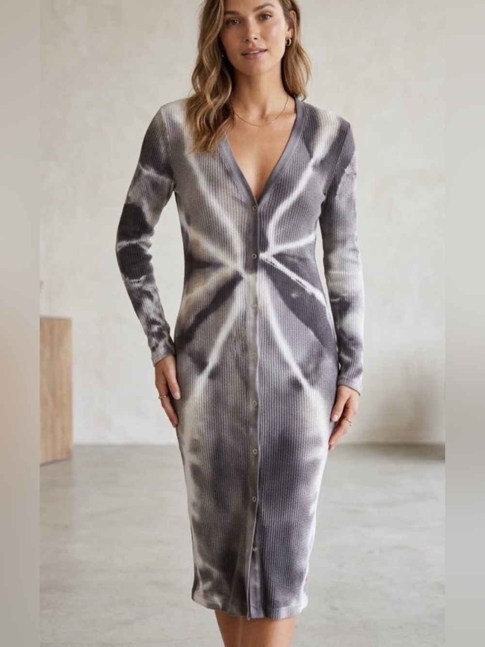 Red Haute Gray Tie-Dye Button-Front Waffle Knit Midi Dress